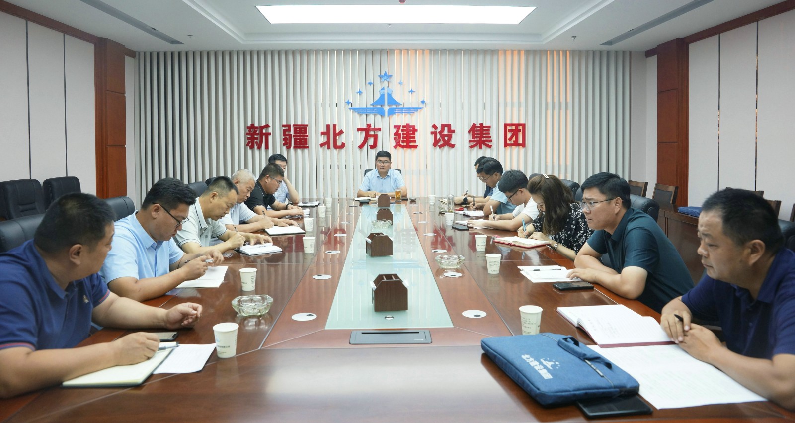 0814北方建設集團召開(kāi)疫情防控工作視頻會(huì )議_副本_副本.JPG